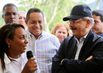 Danilo realiza última Visita Sorpresa del 2018 a Villa Altagracia; constata empoderamiento mujeres tras recibir apoyo para granja de cerdos