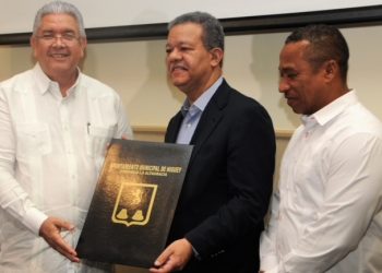 PUNTA CANA: Leonel aboga por una nueva ley de incentivo turístico en RD