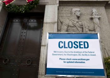 EU: Cierre del gobierno “podría ser largo”; ninguna de las partes cedió
