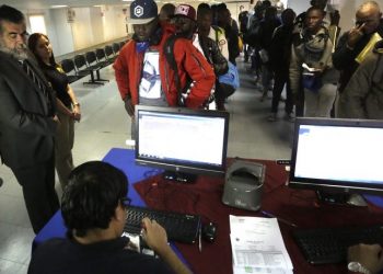 Otros 170 haitianos vuelven a su país desde Chile en cuarto vuelo humanitario