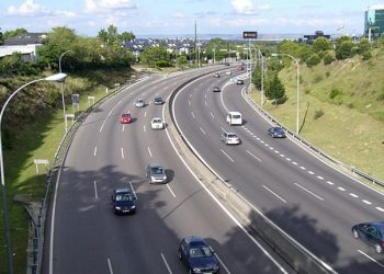 Vehículos pesados no podrán transitar en R. Dom. a más de 70 kilómetros por hora