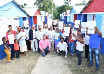 Gobierno entrega 20 viviendas a igual número de familias en comunidad Río Grande de Altamira