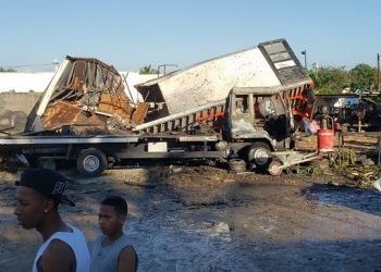 Explosión en fábrica de Los Alcarrizos deja dos muertos y cuatro heridos