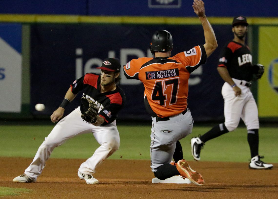 Toros derrotan Leones y jugarán con Estrellas final beisbol de la RD