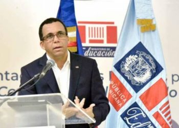 Navarro exhorta padres enviar hijos desde mañana a clase