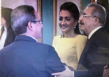 Luis Estrella visita al presidente Danilo Medina para darle las salutaciones de Año Nuevo