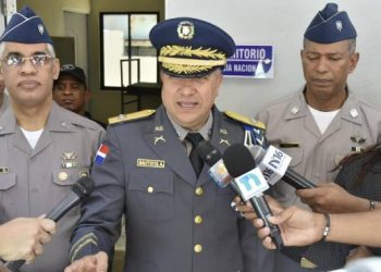 Policía Nacional dispone cambios de mando en la capital y varias provincias