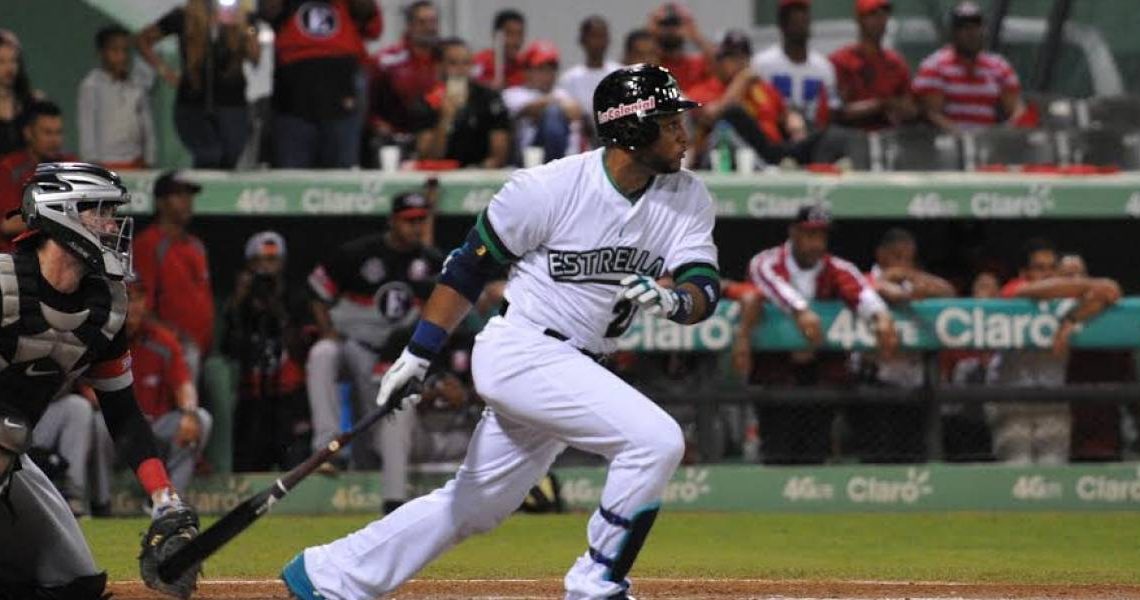 Robinson Canó espera permiso de los Mets para jugar con Estrellas