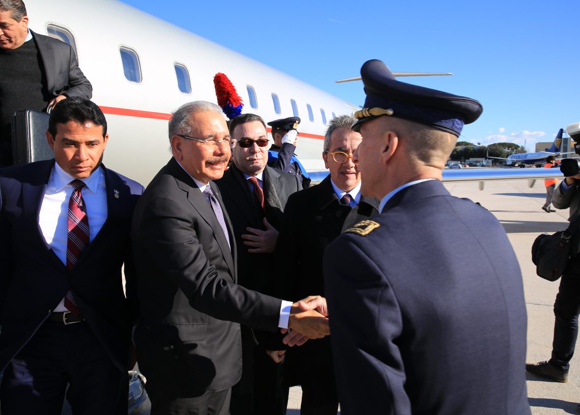 Presidente Danilo Medina llega a Roma, Italia. Agotará amplia agenda en marco de 42° sesión Consejo Gobernadores FIDA