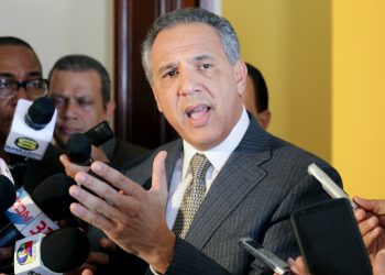 Peralta: DM hablará de reelección cuando lo decida el Comité Político del PLD