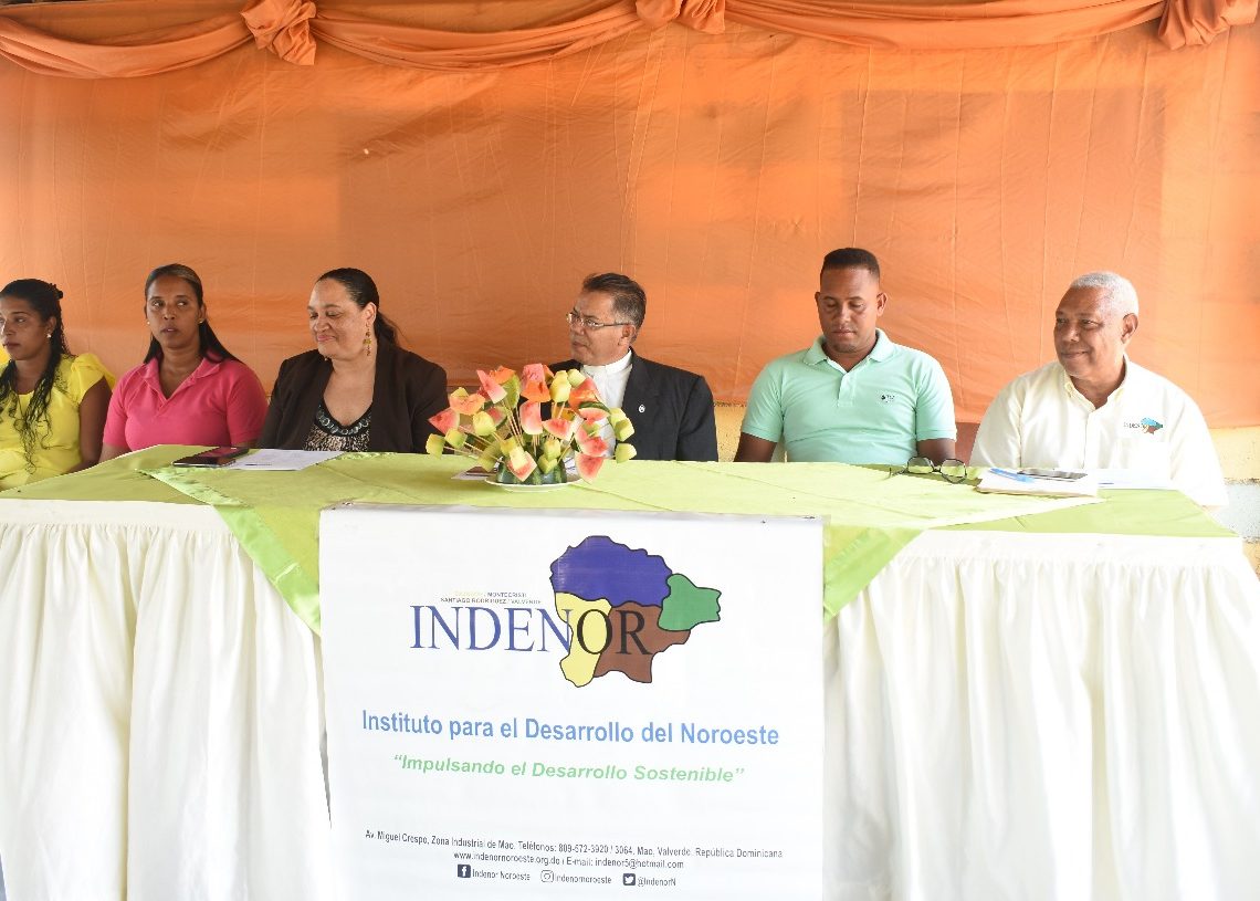 INDENOR Y COMUNITARIOS INAUGURAN ACUEDUCTO