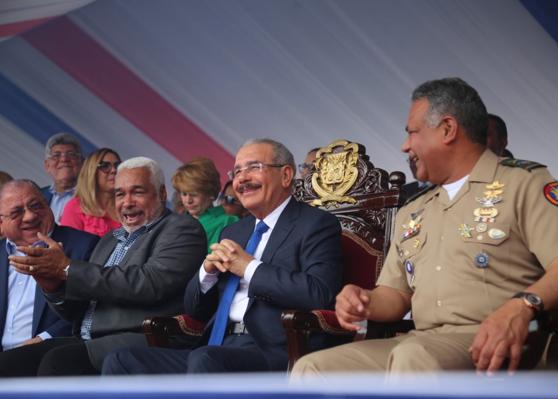 Danilo Medina se une a santiagueros para rendir tributo a héroes Batalla 30 de Marzo