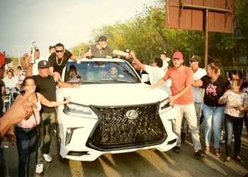 Anthony Santos, primer bachatero en ganar el máximo Galardón de los Premios Soberanos