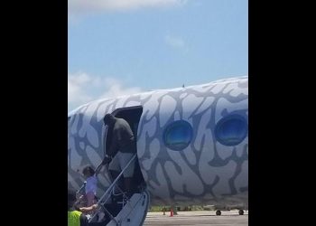 Michael Jordan llega a República Dominicana con su familia