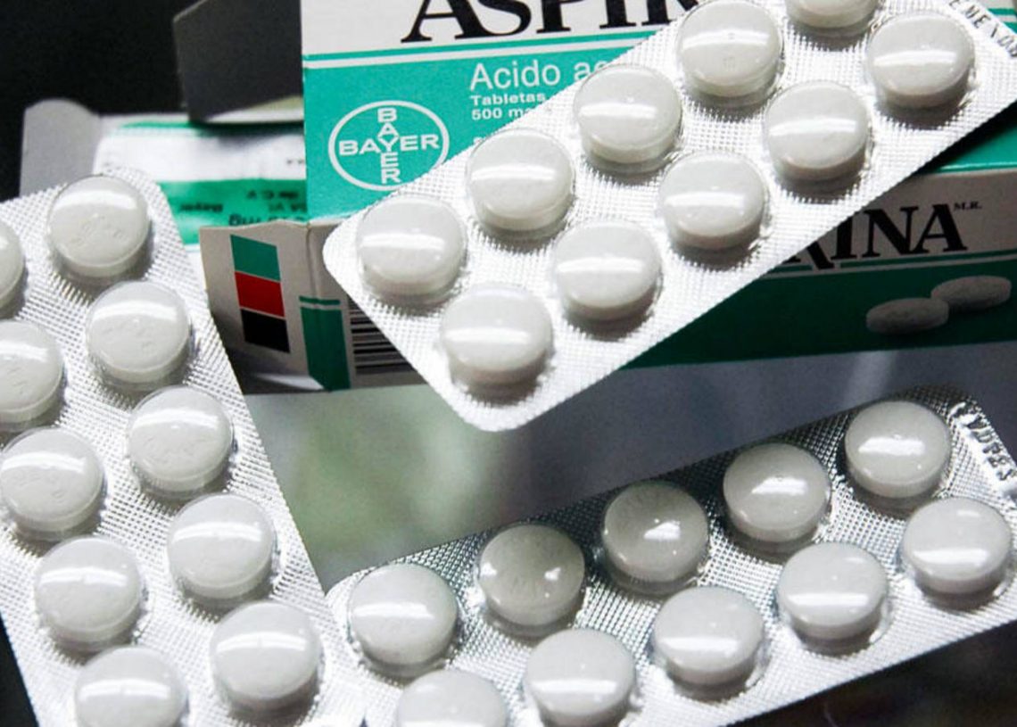 Dejan de recomendar la aspirina diaria para prevenir ataques cardíacos en adultos mayores sanos