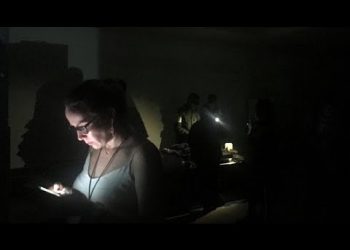 Venezuela se vuelve a quedar sin luz; Maduro lo atribuye a “un nuevo ataque”