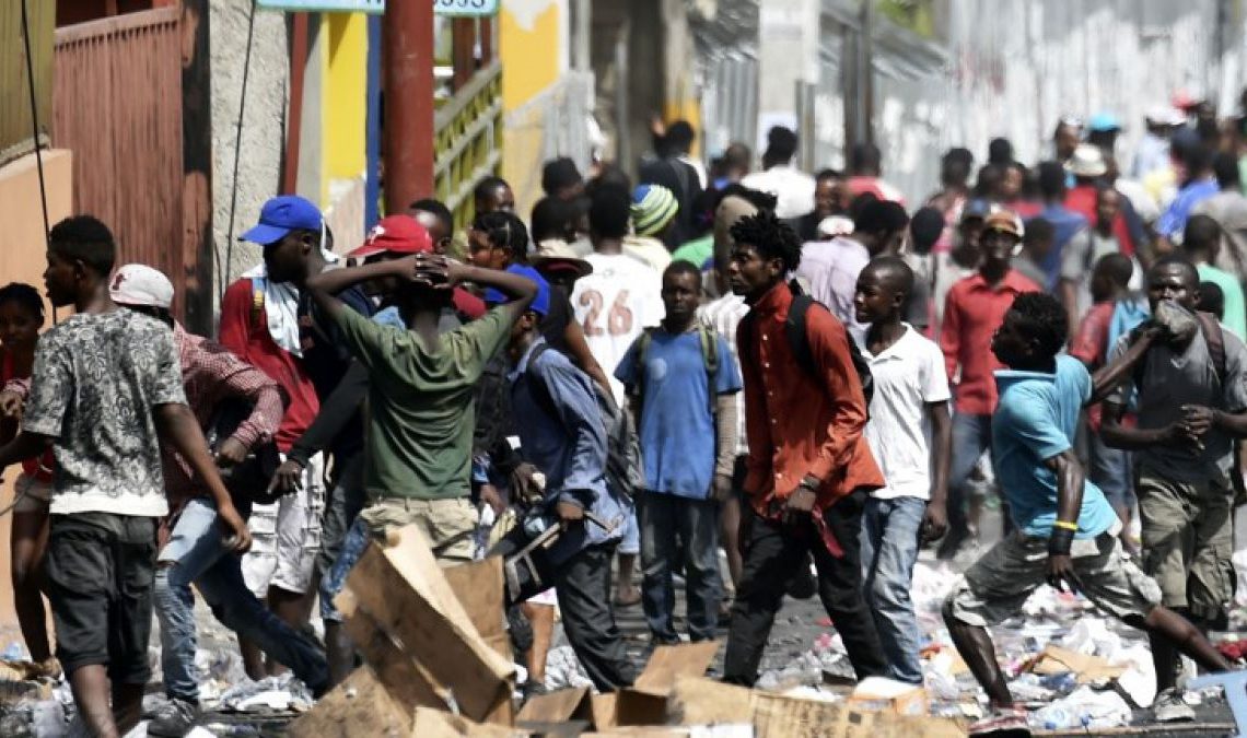HAITÍ: Cinco muertos y diez heridos en un tiroteo en barrio de Puerto Príncipe