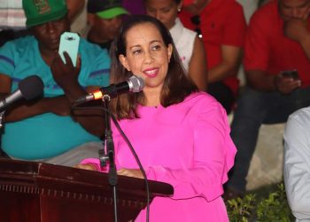 Massiel Lembcke pueblo Montecristi expresara su deseo de cambio apoyándola en el 2020