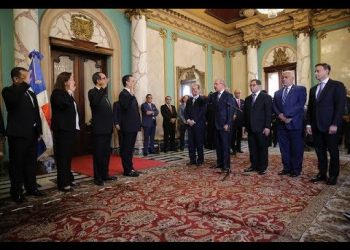 Consejo Nacional Magistratura juramenta a Luis Henry Molina Peña, presidente SCJ, y demás 12 integrantes