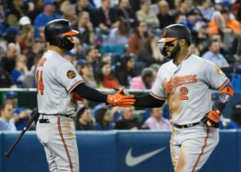 Starlin Castro y Johnattan Villar pegan jonrones; Amed Rosario da triple