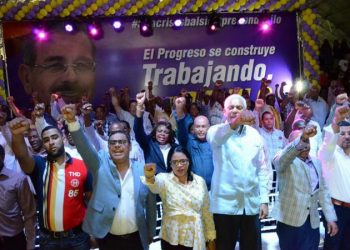 La reelección acelera su paso con cinco actos en el Gran Santo Domingo