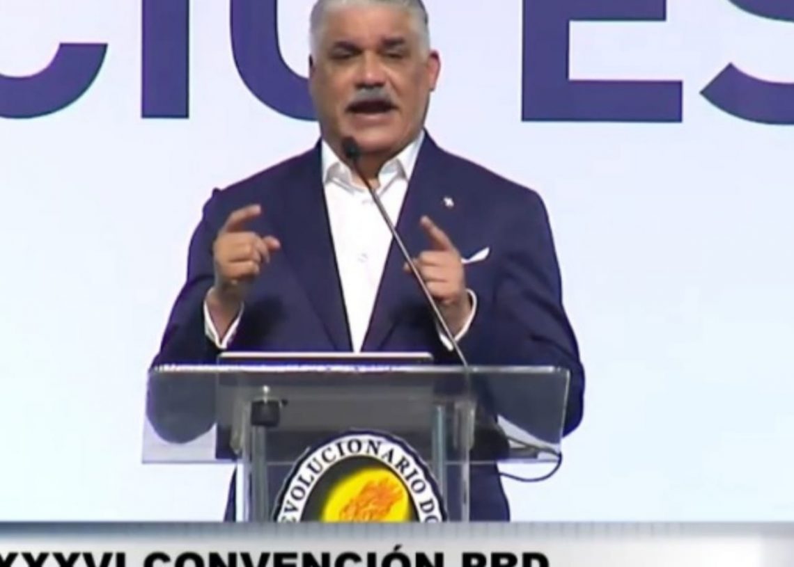 Ratifican a Miguel Vargas como presidente del PRD y Yunior Santos sustituirá a Peña Guaba