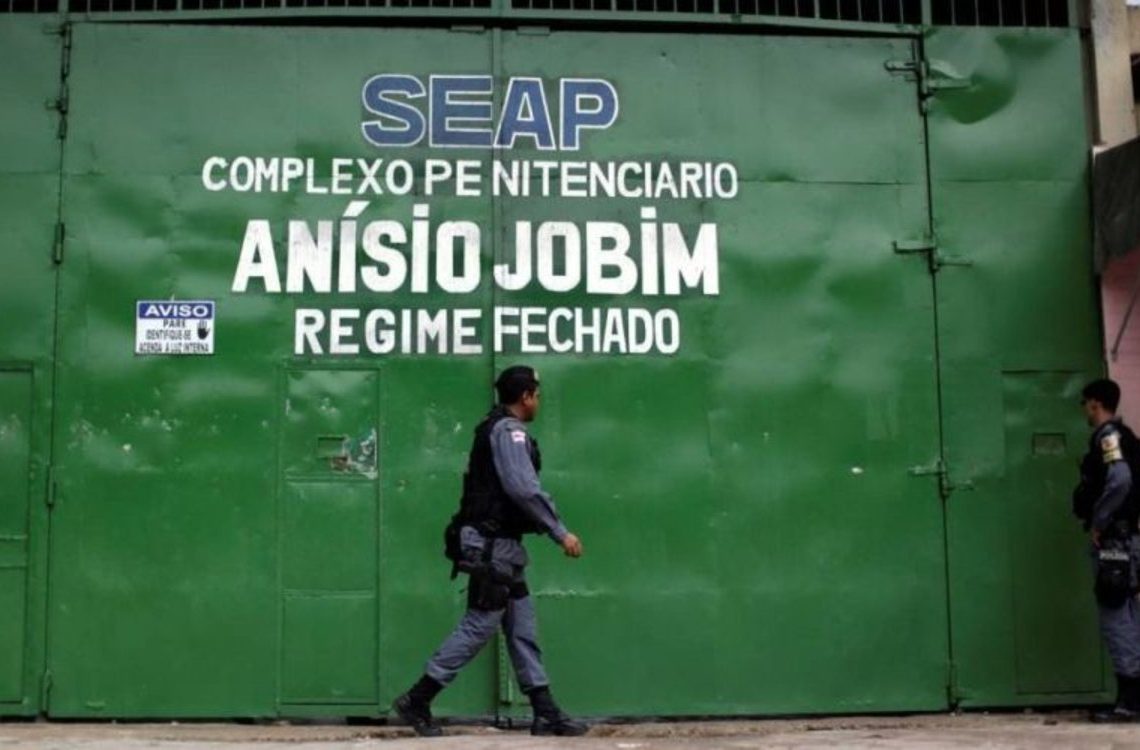 Mueren 8 reos por trifulca en cárcel brasileña