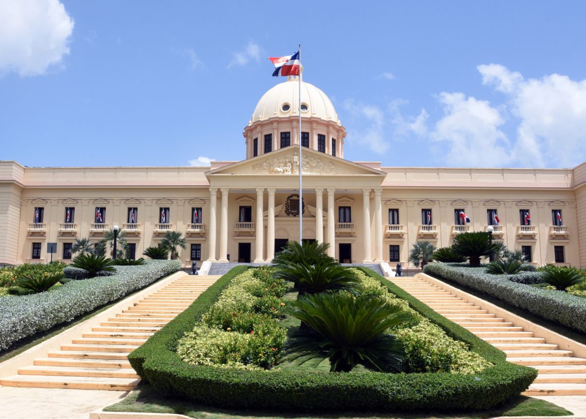 Presidente designa a Omar de Jesús Guevara, director general de ONESVIE