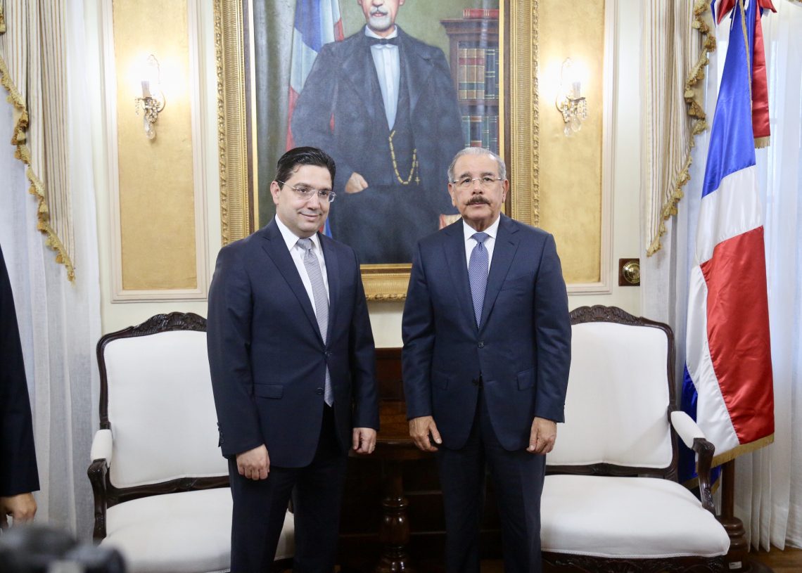 Danilo Medina y ministro Asuntos Exteriores Reino de Marruecos conversan sobre cooperación en turismo, energía renovable y agricultura