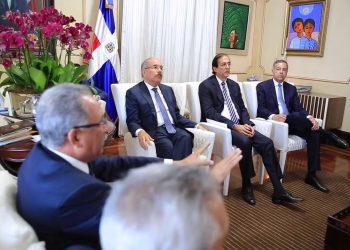 Danilo Medina encabeza reunión con Comité Fiduciario Ciudad Juan Bosch