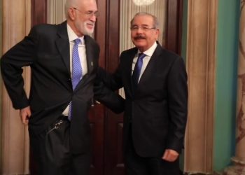 VIDEO: Presidente Danilo Medina recibe a Comité Ejecutivo del COD y conoce sus planes de trabajo