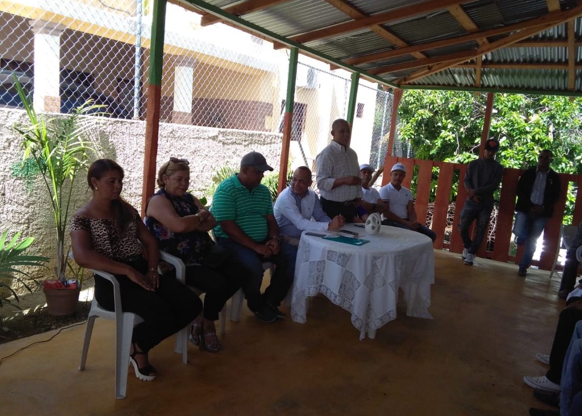 En Montecristi PRD realiza reunió encabezada por su dirigente nacional y aspirante a Diputado Cristian Castro