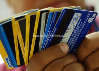 ¿En qué se diferencia una tarjeta de crédito de una de débito?