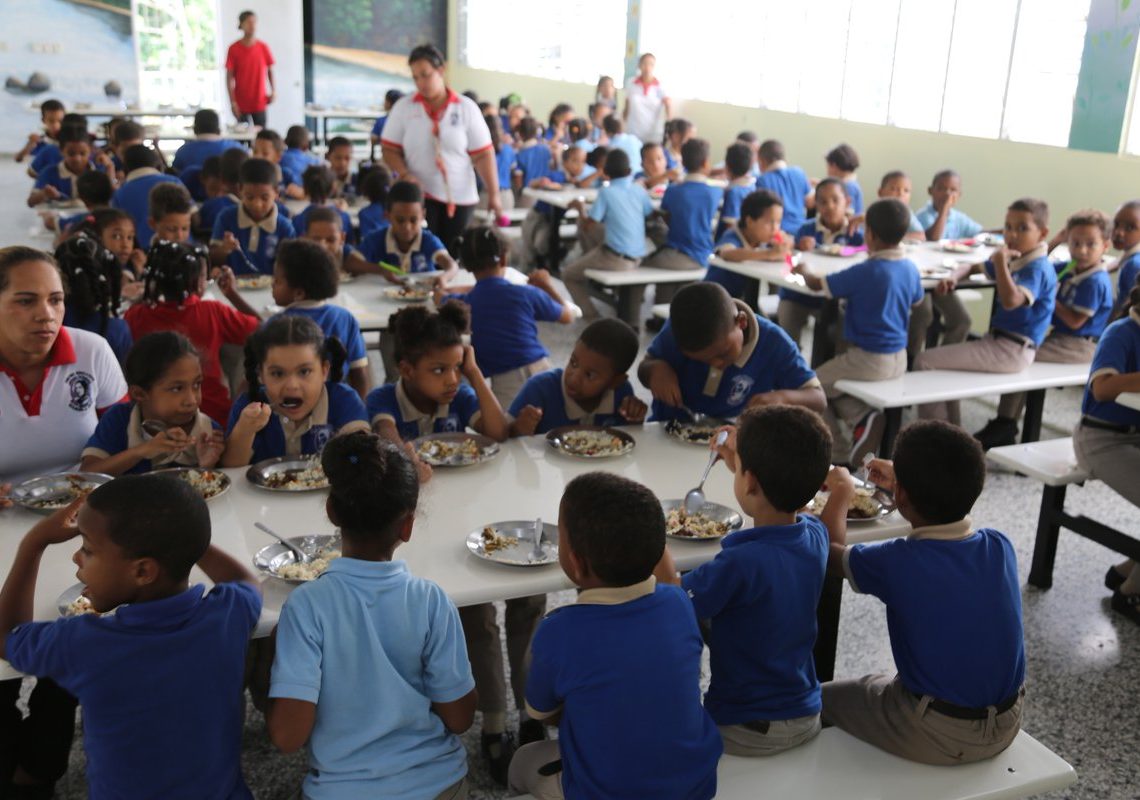 Educación invertirá 26 millones diario en alimentos distribuidos en escuelas