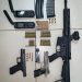 La DNCD apresa dos hombres con armas de fuego y una gran cantidad de dinero en efectivo 