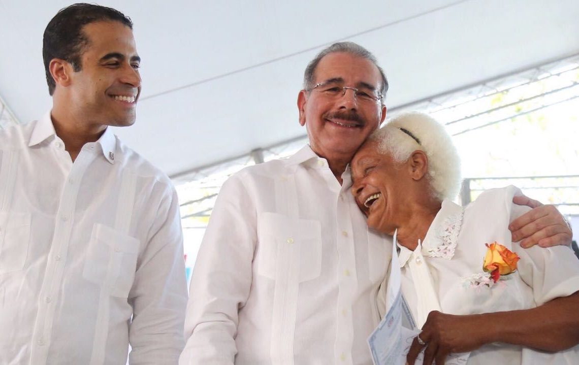 Danilo Medina entregará hoy el título número 60 mil en un acto masivo con parceleros de Monte Plata