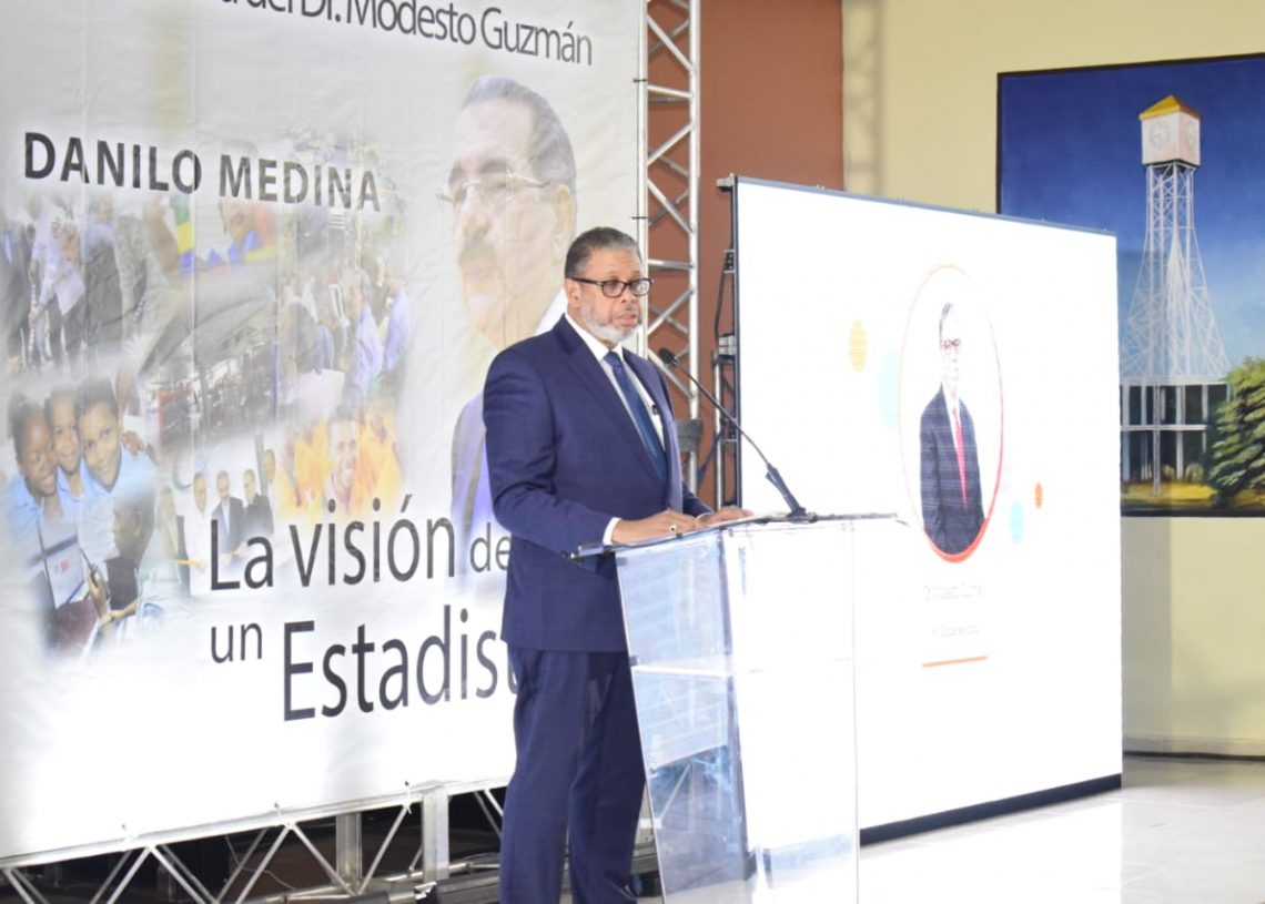 En Montecristi Modesto Guzmán dicta conferencia Danilo Medina: La Visión de un Estadista