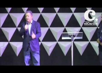 Leonel: Si volvemos a gobernar el país «lo haremos por el reino de Dios»