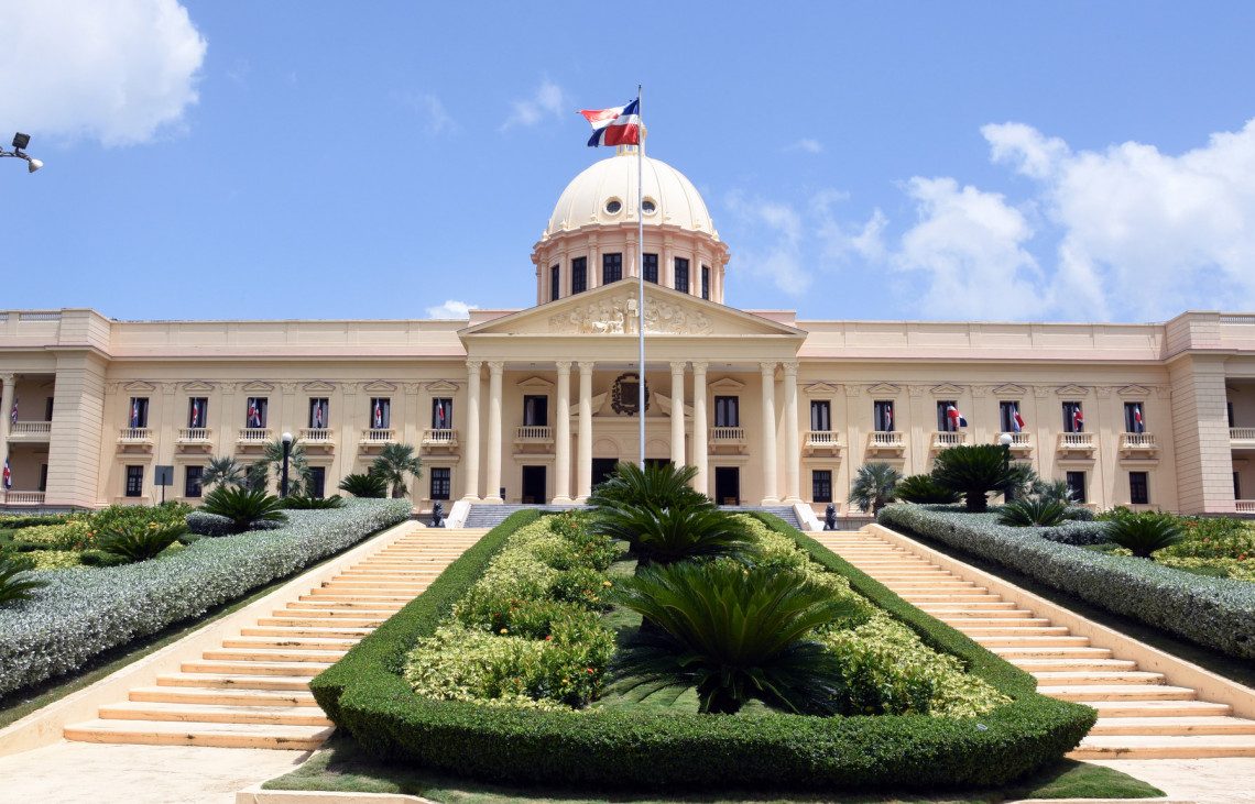Danilo Medina promulga Ley 340-19, establece régimen de incentivo y fomento del mecenazgo cultural en RD
