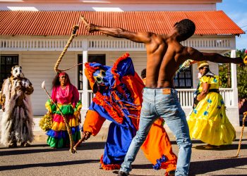 Domingo 2 de febrero «Carnaval Montecristeño» en Vivo Black Jonas Point