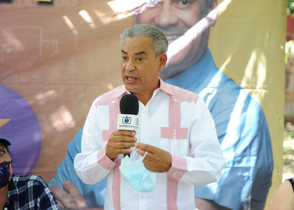 RAFAEL ABEL PROMETE SEGUIR APOYANDO LA JUVENTUD CON MÁS OPORTUNIDADES PARA SU DESARROLLO