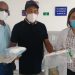 El Grandes Ligas Starlin Castro entregó materiales de protección de pandemia en hospital de Montecristi