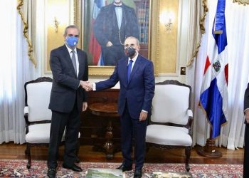 Danilo y Abinader se reunieron a puertas cerradas
