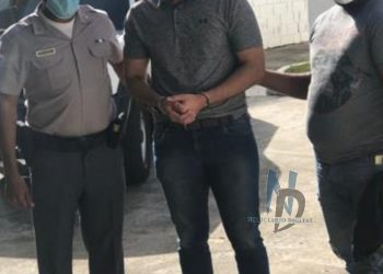 VIDEO- Indemnización de RD$6 millones y prisión preventiva a hombre que tiró café caliente a empleada