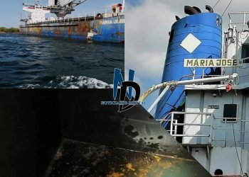 Barco abandonado en Bahía de Manzanillo podría colapsar con más de 100 mil galones de aceite y gasoil