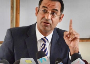 Jaime Aristy Escuder calcula lo que significaría la privatización del Metro y el Teleférico