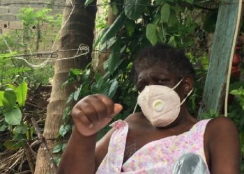 “No aguanto el dolor”; mujer pide ayuda para costear operación de tumor en seno derecho