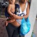 Esta jóven está extraviada con su niño y un embarazo