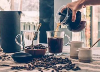 ¿Bebe café en ayunas? Científicos explican por qué es una mala idea