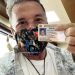 Ricardo Montaner con orgullo muestra su cédula de nacionalidad Dominicana